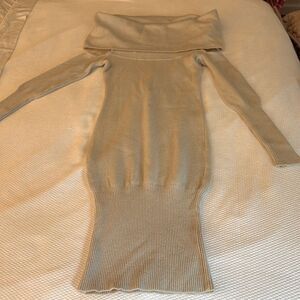 Flavio Castellani Wool & Cashmere Sweater Dress in Beige. Size 40 IT (4 US)